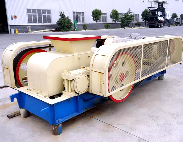 硫鐵礦對輥式破碎機(jī)